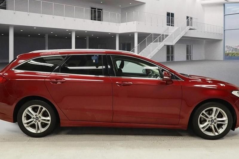 Ruby red Used 2018 Ford Mondeo Zetec Estate | £10,975 (Fair price) - Image 1/1