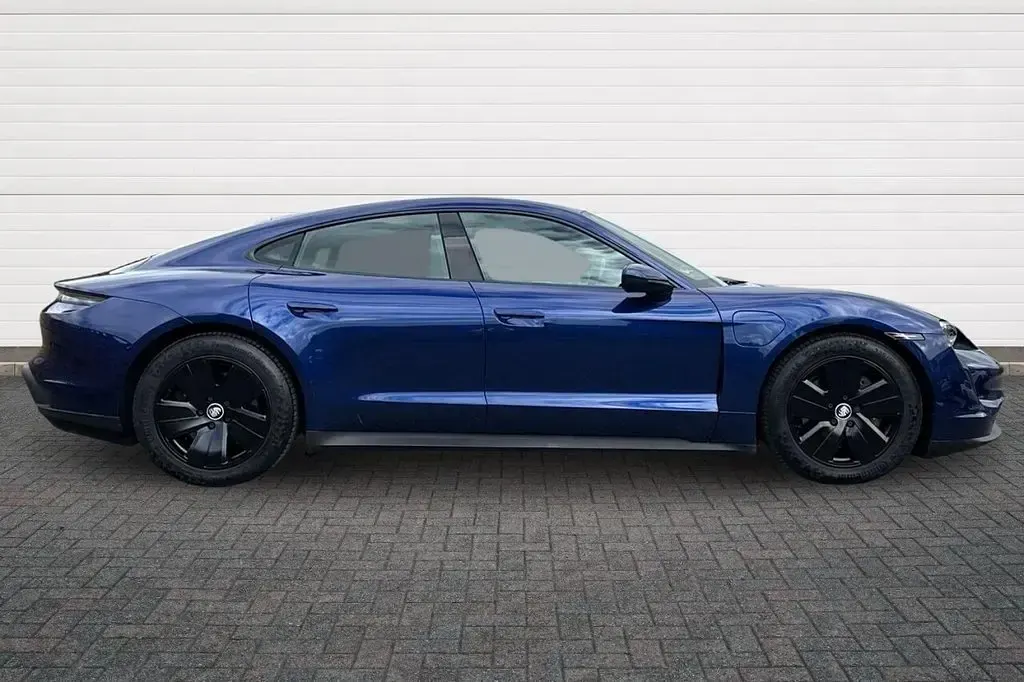 Used Porsche Taycan Performance Package 11 kW (15 HP) 2022 Blue Sedan