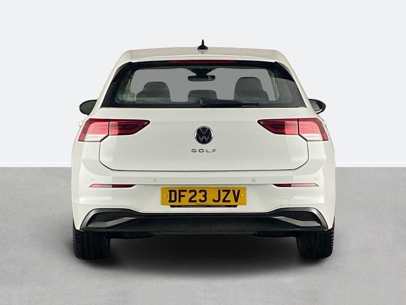 Used VW Golf VIII Life 150 HP (110 kW) 2023 White Hatchback