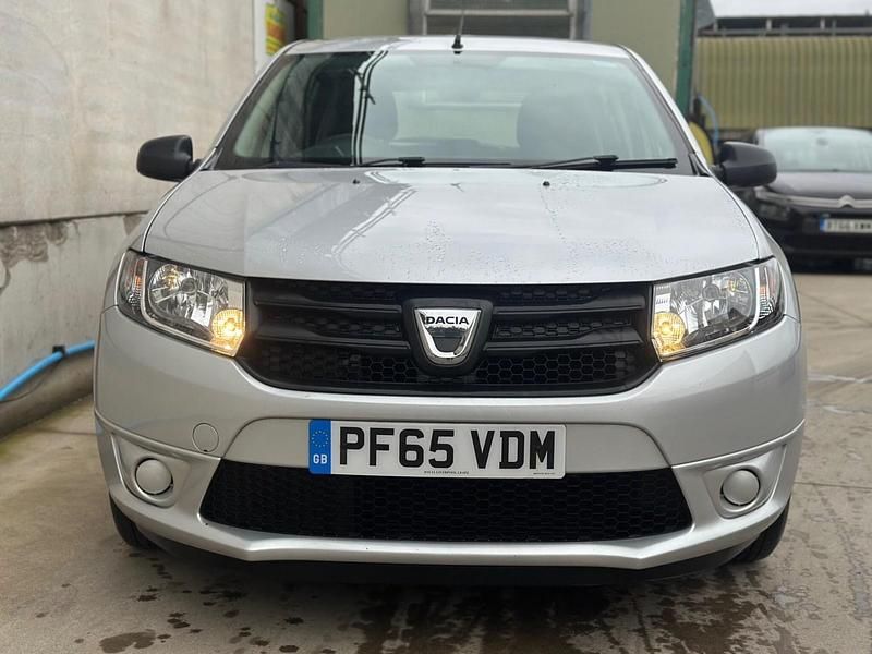 Used Dacia Sandero Ambiance 2015 Silver Hatchback