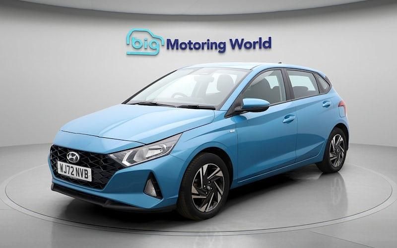 Used Hyundai i20 SE 101 HP (74 kW) 2023 Turquoise Hatchback