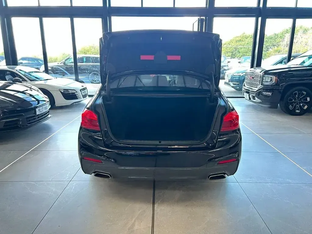 Used BMW 530 M Sport 261 HP (191 kW) 2019 Black Sedan