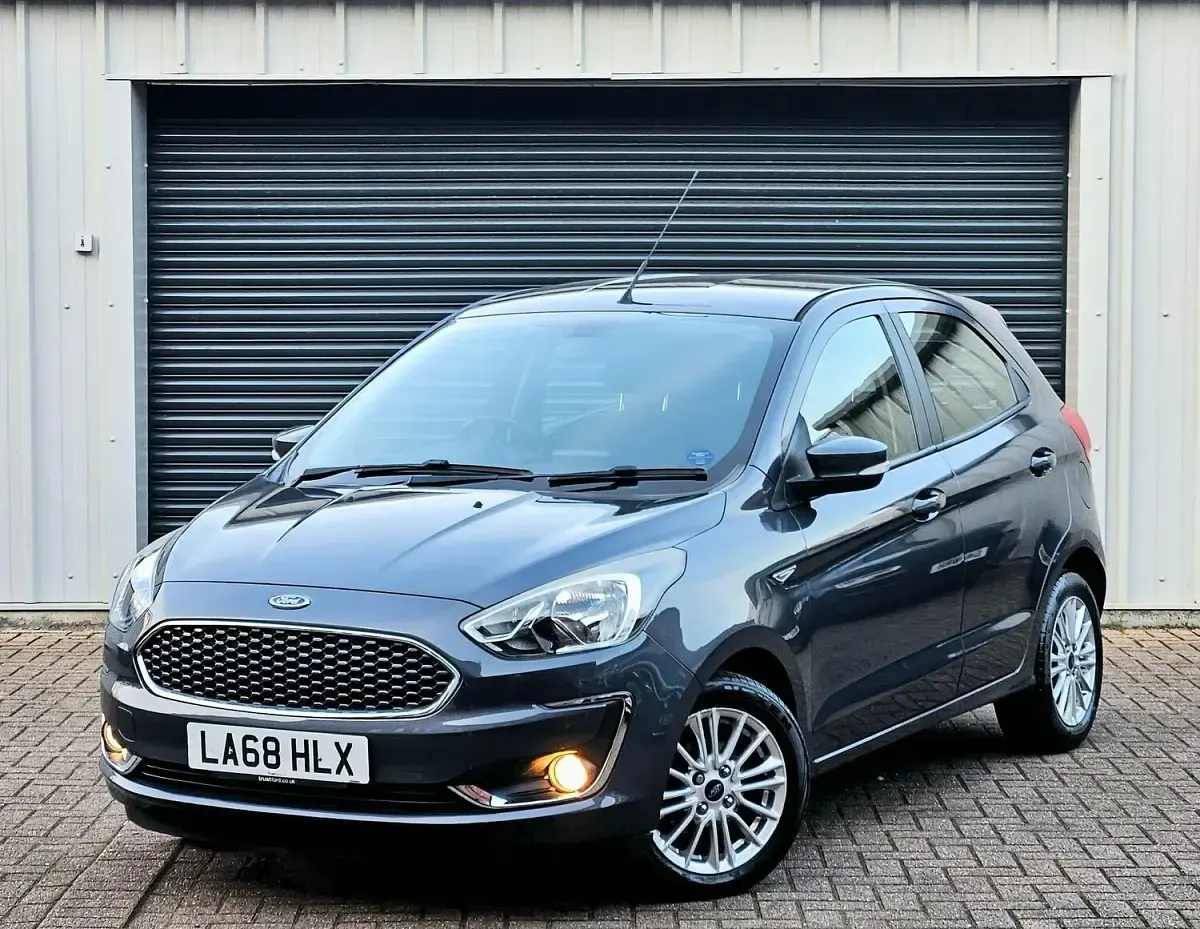Used Ford Ka Plus Zetec 85 HP (62 kW) 2019 Grey Hatchback