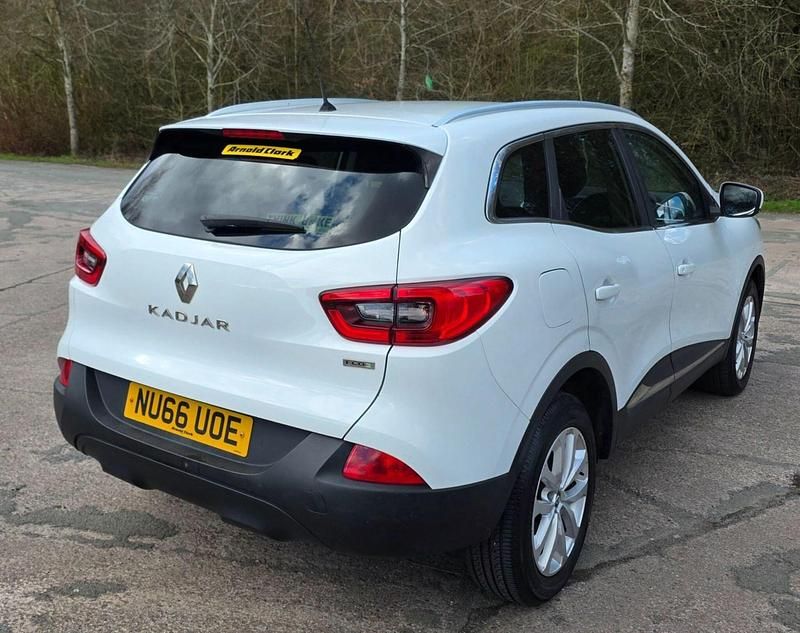 Used Renault Kadjar Dynamique 2016 White SUV