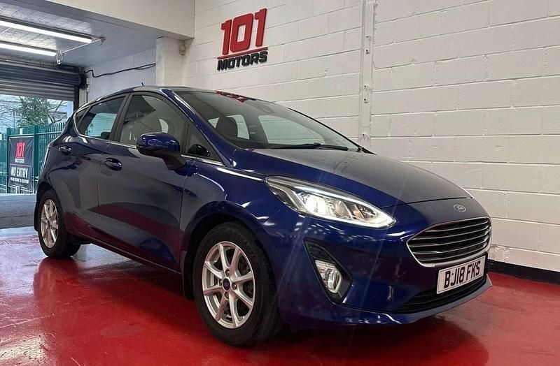 Used Ford Fiesta Zetec 100 HP (73 kW) 2018 Blue Hatchback