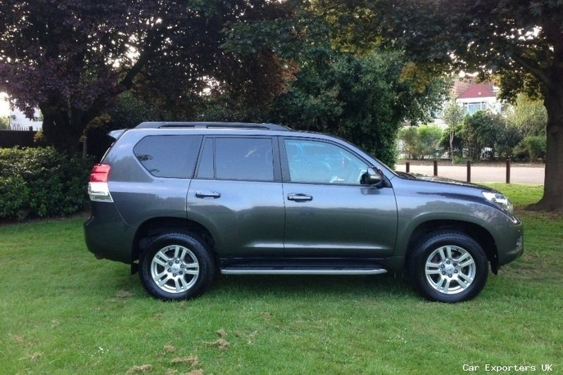 Used Toyota Land Cruiser 190 HP (139 kW) 2011 SUV