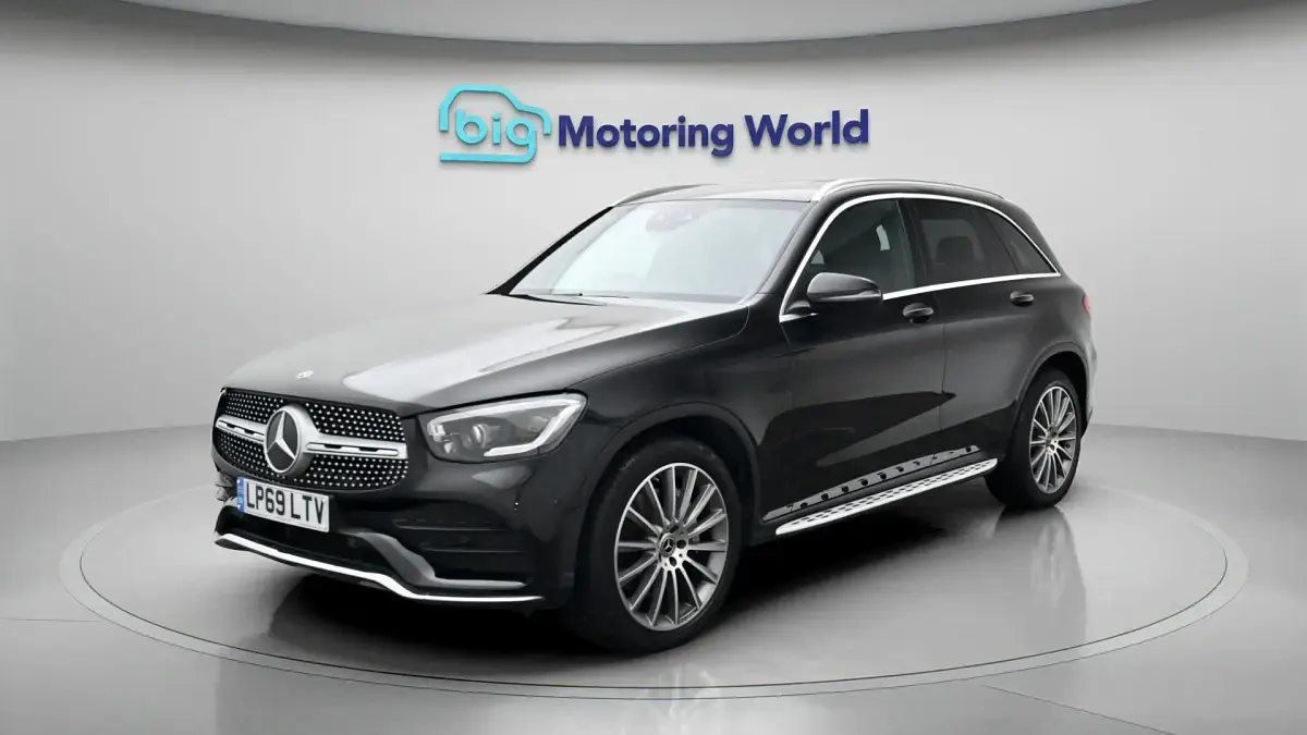 Used Mercedes GLC300 AMG line 241 HP (177 kW) 2019 SUV