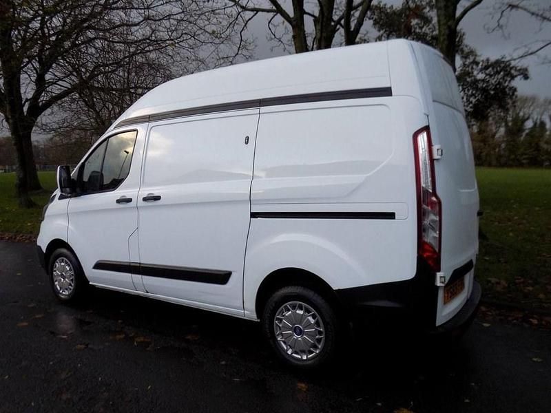 Used Ford Transit Custom 105 HP (77 kW) 2020 White Van