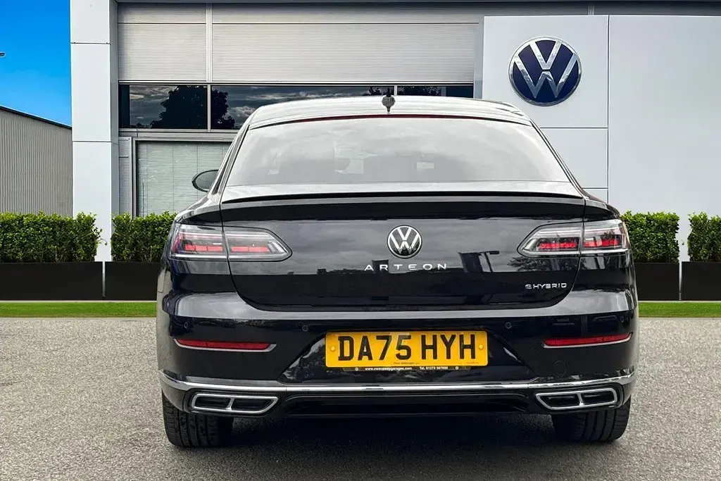Used VW Arteon R-line 218 HP (160 kW) 2025 Black Estate