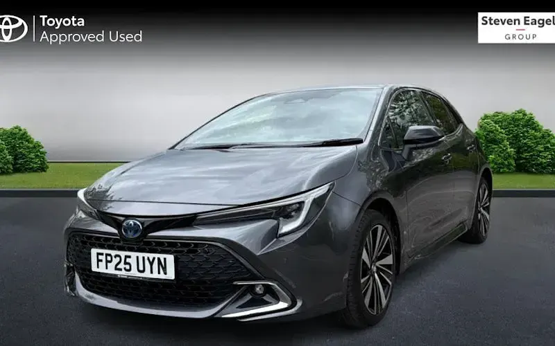 Used Toyota Corolla Design 140 HP (102 kW) 2026 Hatchback