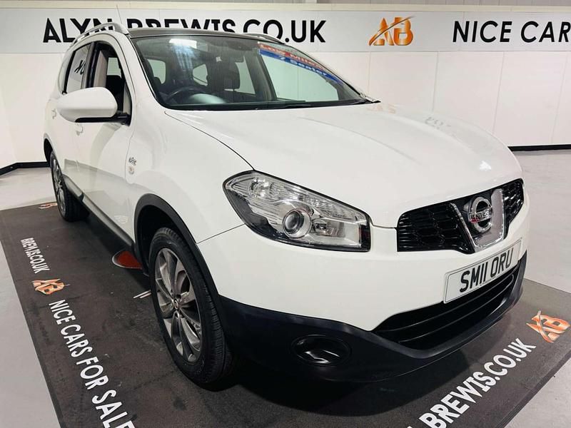 Used Nissan Qashqai N-TEC 141 HP (103 kW) 2011 White SUV