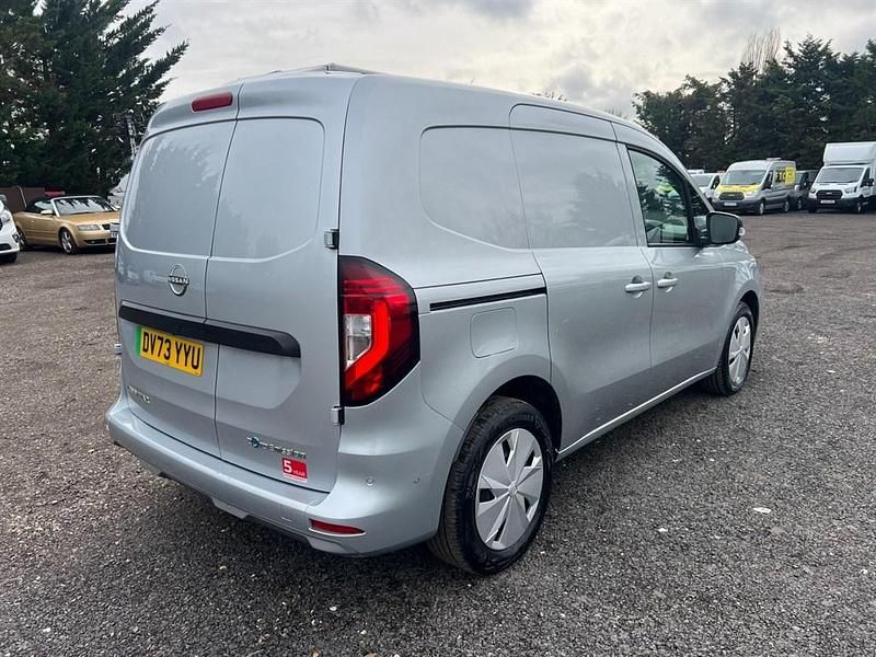 Used Nissan Townstar Tekna 89 kW (122 HP) 2024 Grey Van