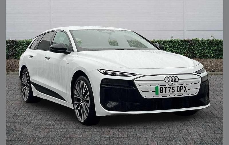 White New 2025 Audi e-tron Comfort SUV | £59,995 (Super price) - Image 1/4