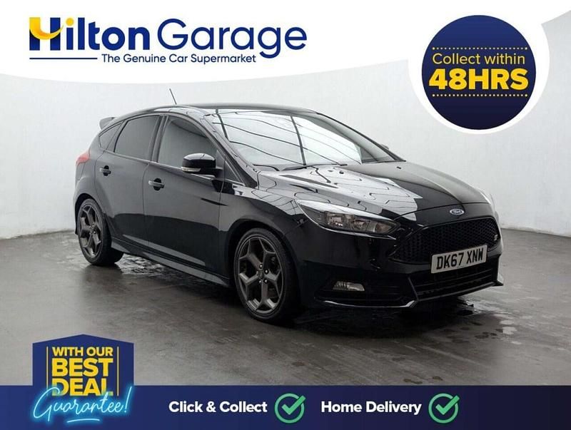 Used Ford Focus ST 185 HP (136 kW) 2016 Black Hatchback