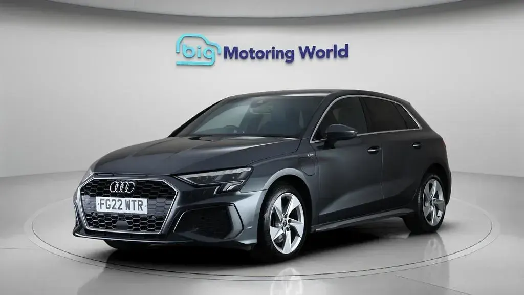 Used Audi A3 Sportback S-Line 204 HP (150 kW) 2022 Grey Hatchback