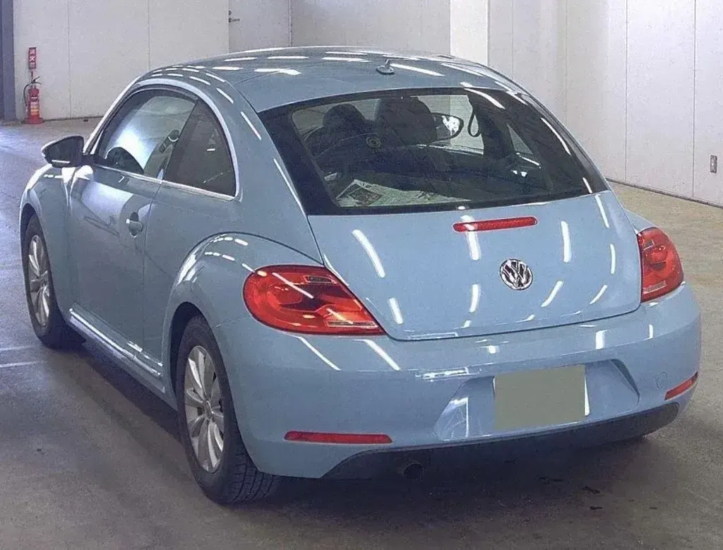 Used VW Beetle Design 105 HP (77 kW) 2015 Blue Hatchback