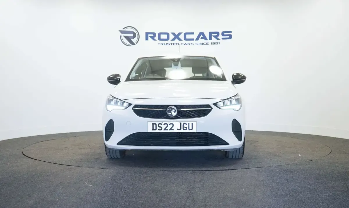 Used Vauxhall Corsa Edition 75 HP (55 kW) 2022 White Hatchback