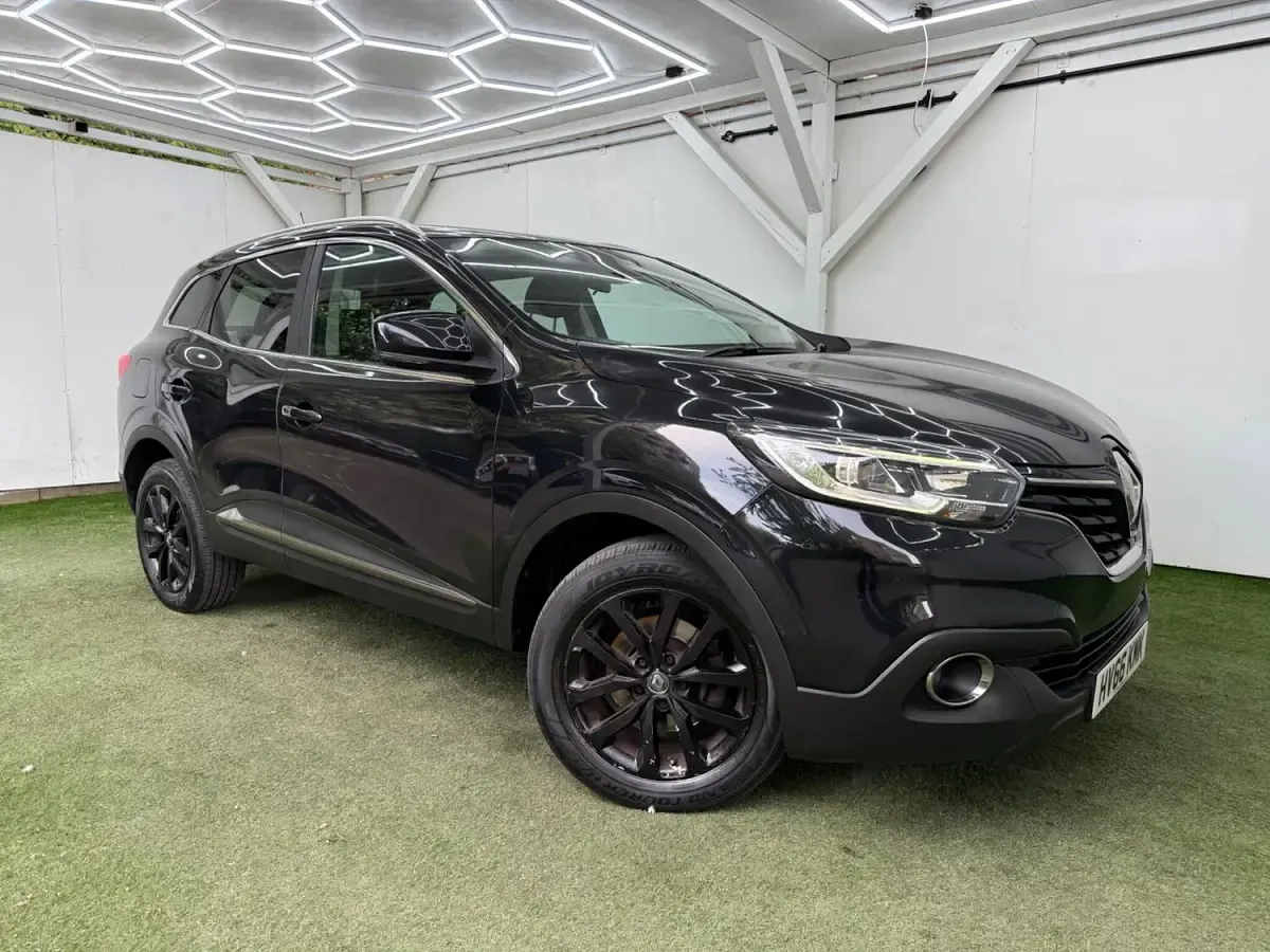 Used Renault Kadjar Dynamique 130 HP (95 kW) 2016 Black SUV