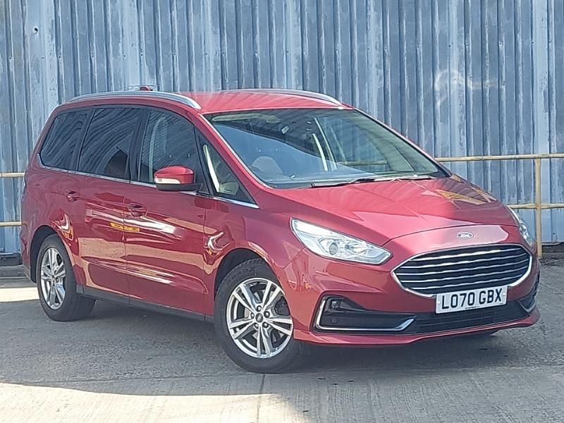 Usado Ford Galaxy Titanium 150 HP (110 kW) 2021 Vermelho Monovolume