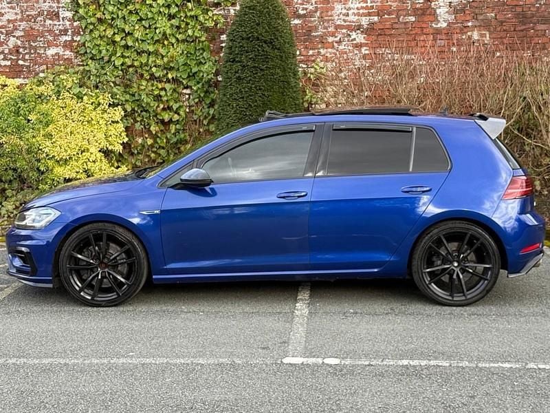 Used VW Golf VII R 300 HP (220 kW) 2019 Blue Hatchback