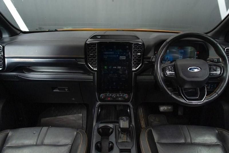 Used Ford Ranger 202 HP (148 kW) 2023 Orange Pickup