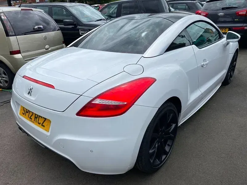 Used Peugeot RCZ GTi 163 HP (119 kW) 2012 White Coupe