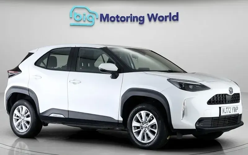 Used Toyota Yaris Hybrid 116 HP (85 kW) 2026 Estate