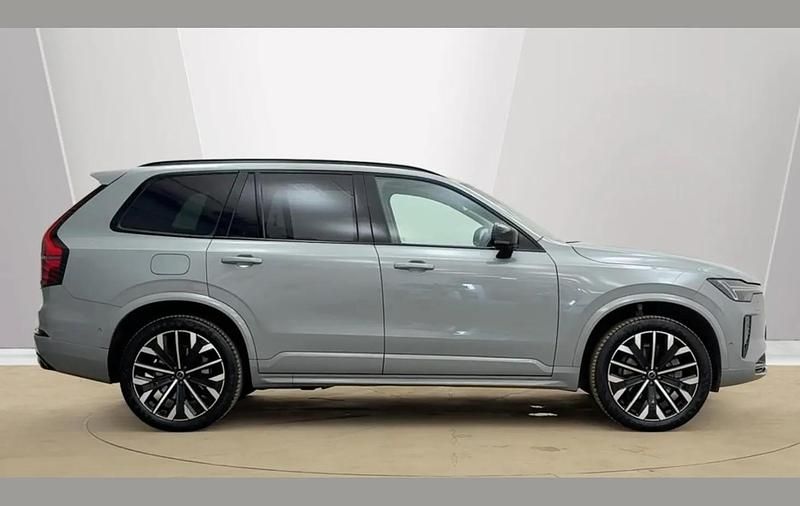 Used Volvo XC90 Ultra 247 HP (181 kW) 2025 Grey SUV