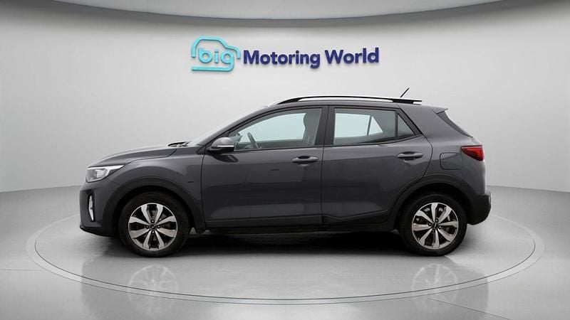 Used Kia Stonic 99 HP (72 kW) 2022 Grey SUV