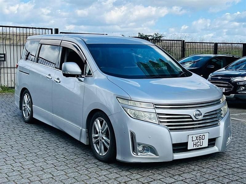 Used Nissan Elgrand 2010 Silver MPV