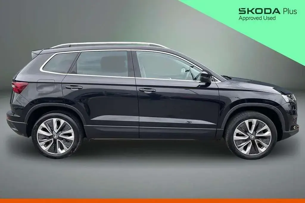 Used Skoda Karoq SE L 150 HP (110 kW) 2023 Black magic pearl effect SUV