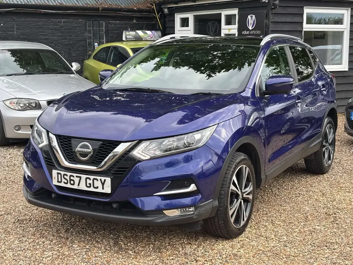Used Nissan Qashqai N-Connecta 110 HP (80 kW) 2017 Blue SUV