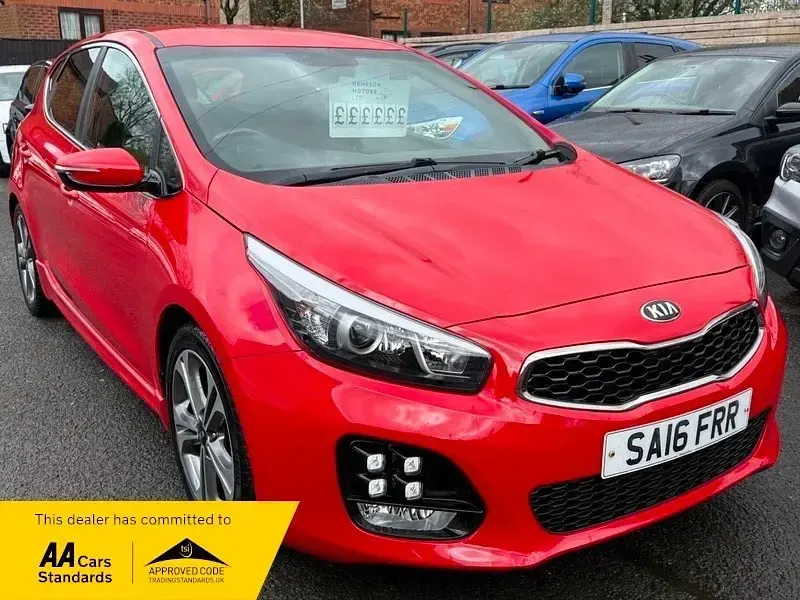 Usado Kia Ceed GT-Line 2016 Vermelho Citadino