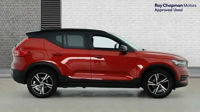 Used Volvo XC40 R-Design 163 HP (119 kW) 2021 SUV
