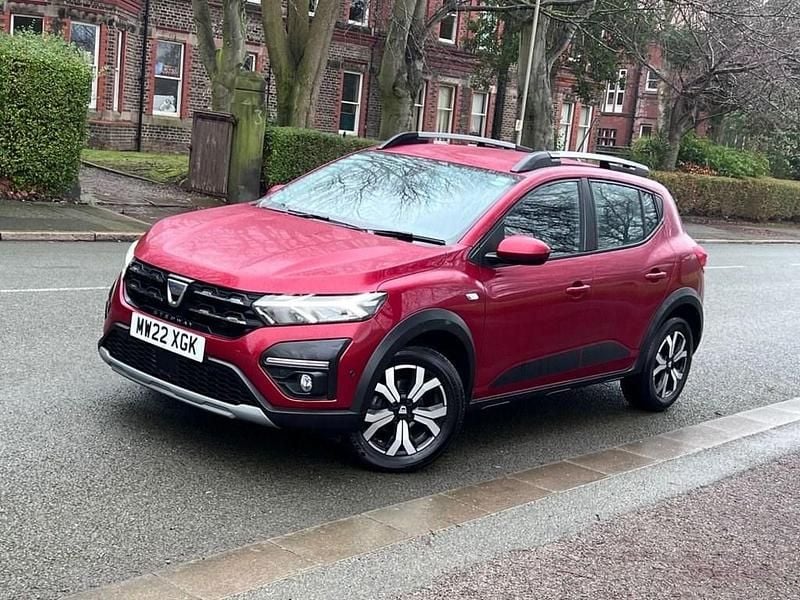 Used Dacia Sandero Prestige 90 HP (66 kW) 2022 Red Hatchback