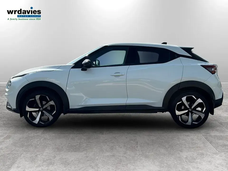 Used Nissan Juke N-Connecta 117 HP (86 kW) 2019 Storm white SUV