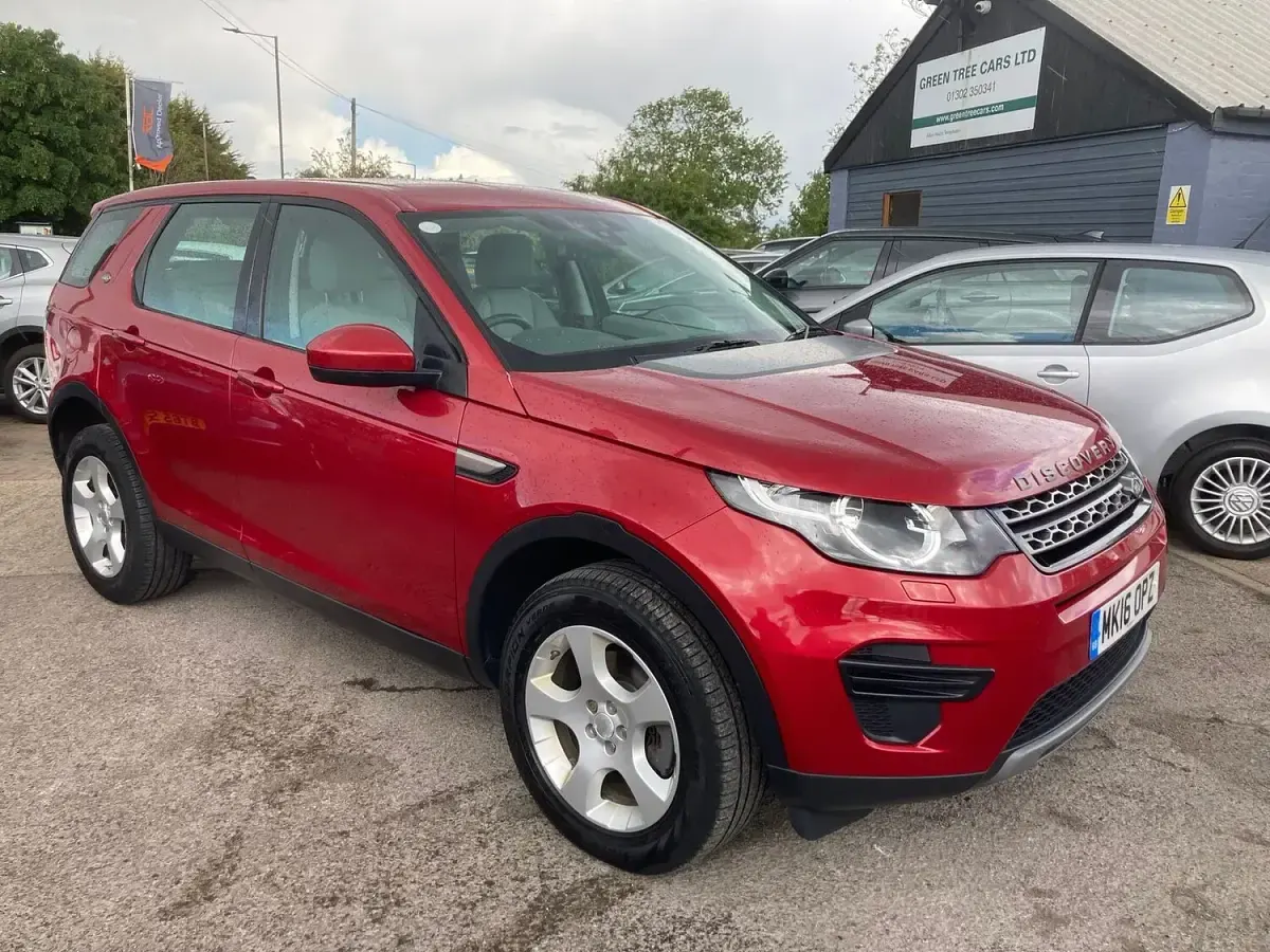 Used Land Rover Discovery Sport SE 150 HP (110 kW) 2016 Red SUV