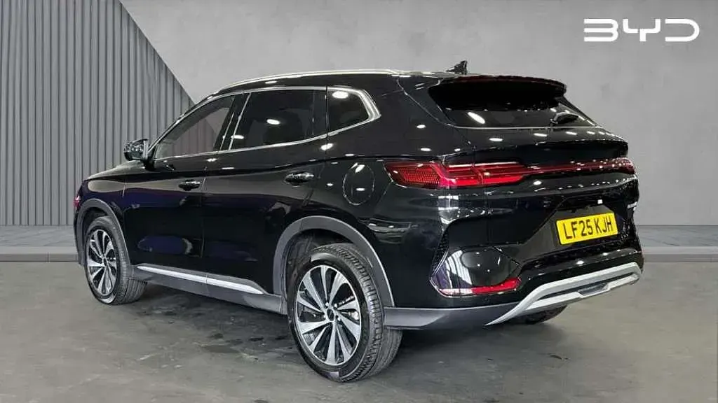 Used BYD Seal U Comfort 218 HP (160 kW) 2025 Black SUV