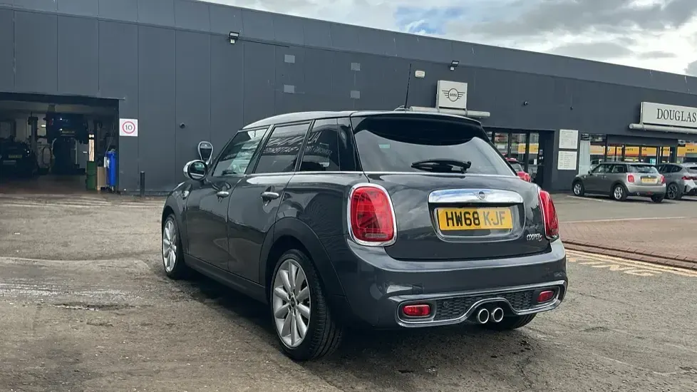 Used Mini Cooper S Hatch 189 HP (139 kW) 2018 Grey Hatchback
