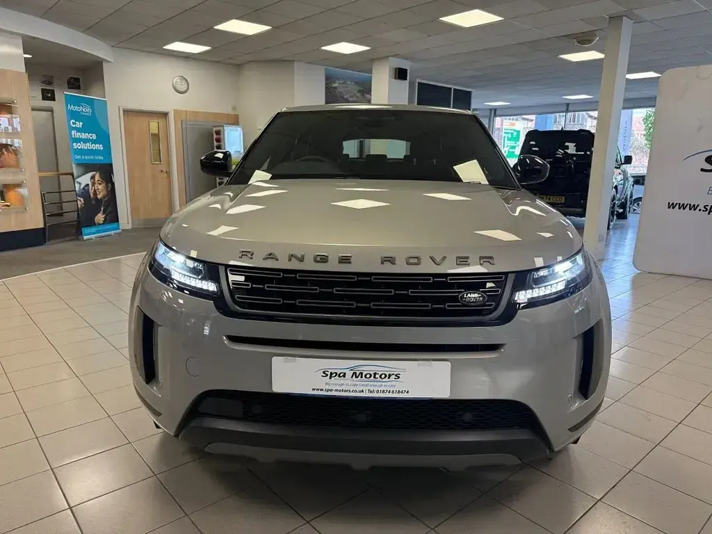 Used Land Rover Range Rover evoque S 204 HP (150 kW) 2024 Silver SUV