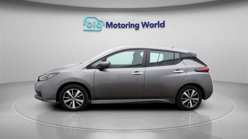 Used Nissan Leaf Acenta 110 kW (150 HP) 2021 Grey Hatchback