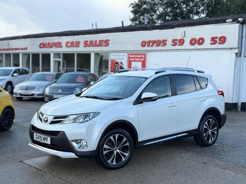 White Used 2015 Toyota RAV4 SUV | £10,450 (A bit pricey) - Image 1/4