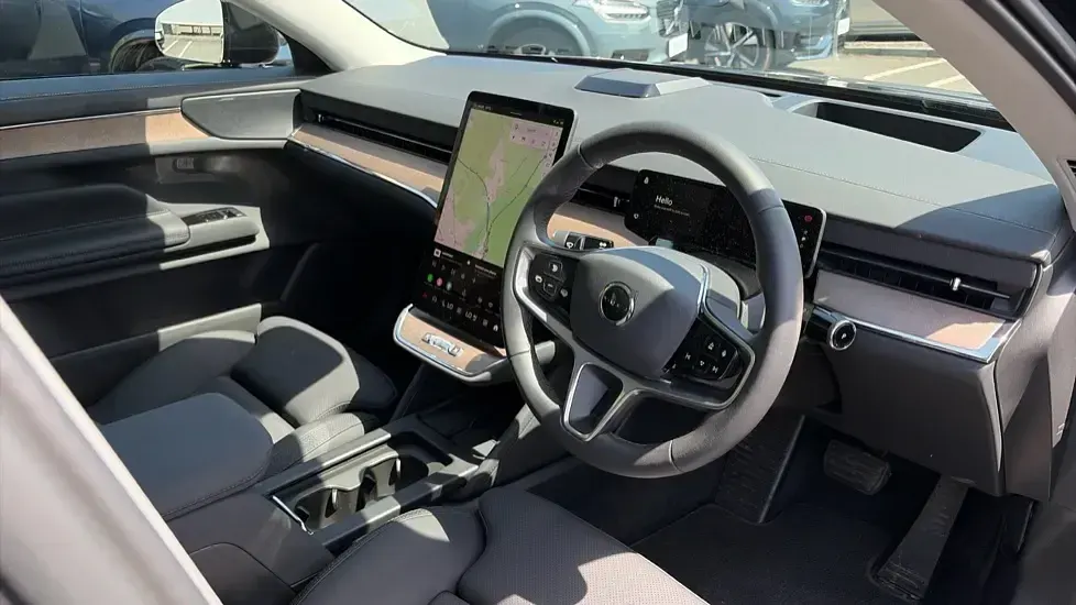 Used Volvo ES90 Plus 244 kW (333 HP) 2025 Onyx black Sedan
