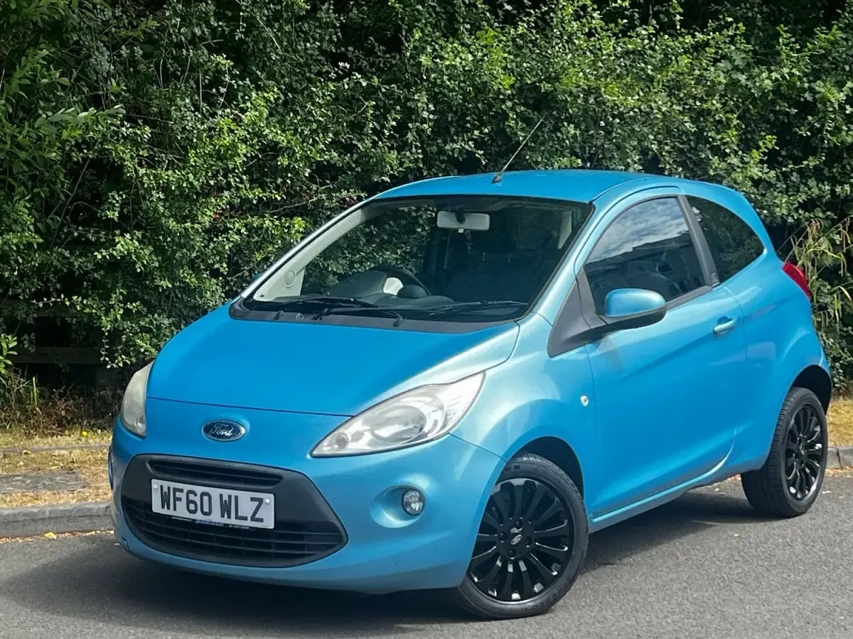 Used Ford Ka Zetec 70 HP (51 kW) 2010 Blue Hatchback