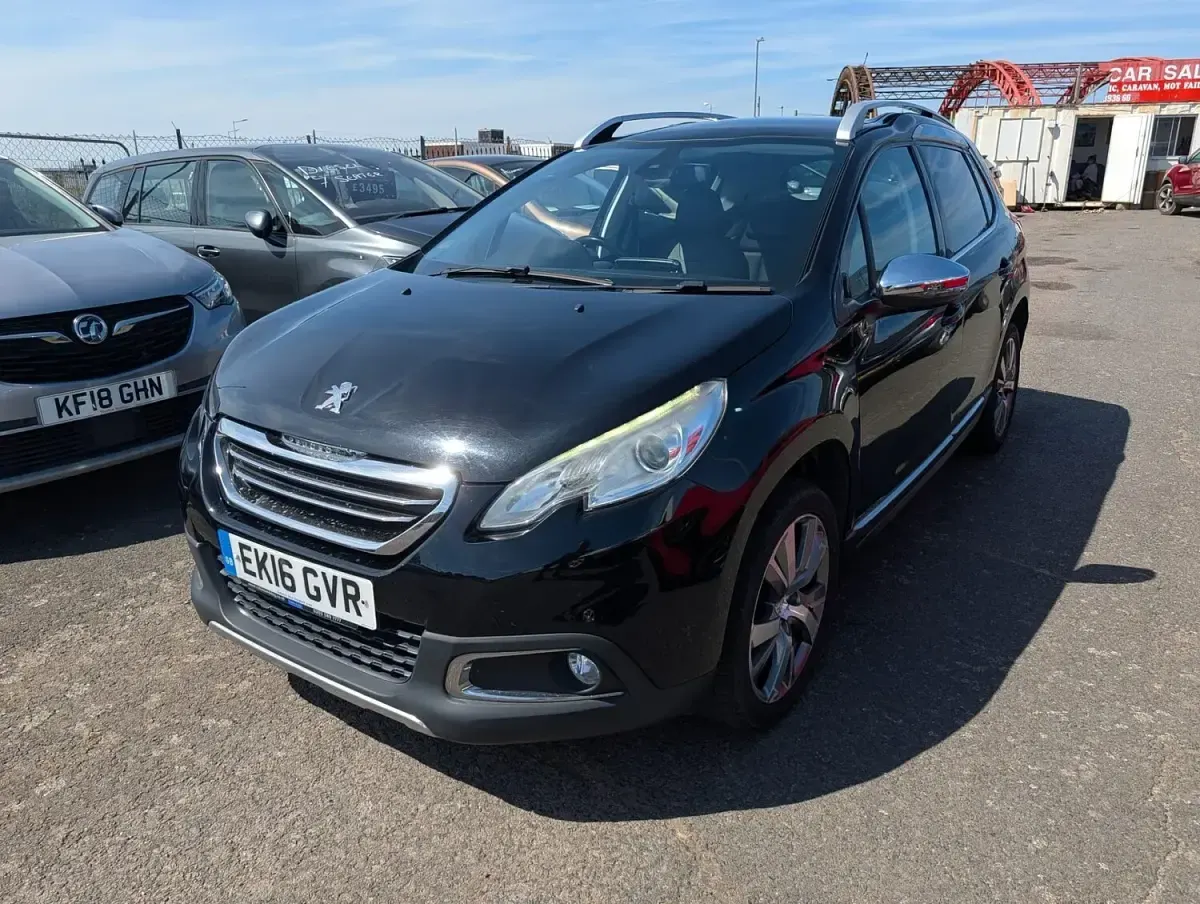 Used Peugeot 2008 120 HP (88 kW) 2016 Black SUV
