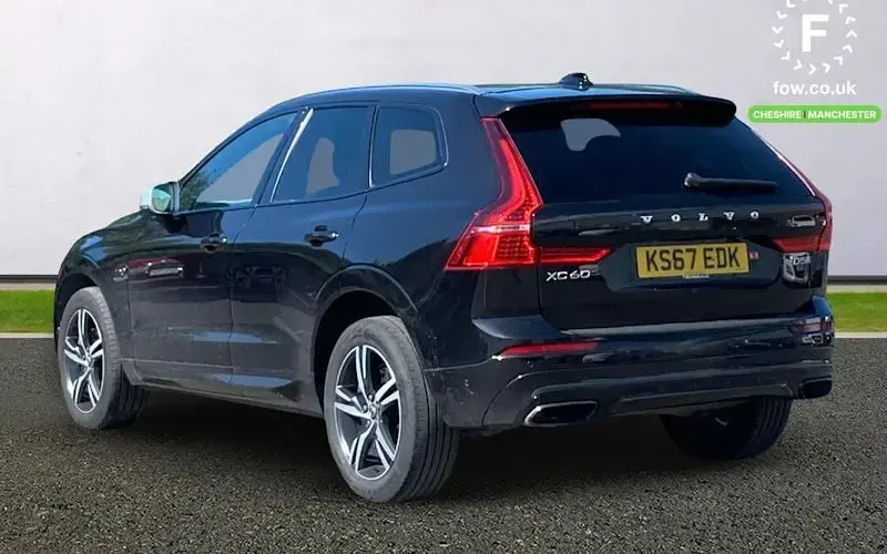 Used Volvo XC60 R-Design 235 HP (172 kW) 2019 SUV