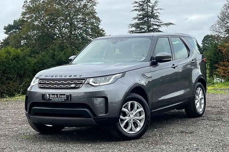 Grey Used 2017 Land Rover Discovery 5 SE SUV | £23,999 (Super price) - Image 1/1