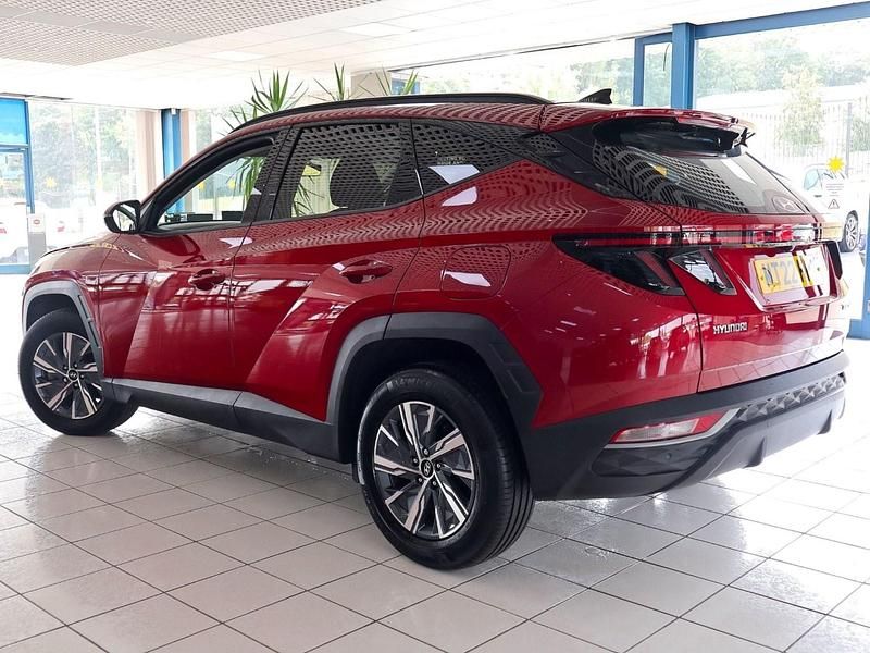 Used Hyundai Tucson SE 2022 Red SUV