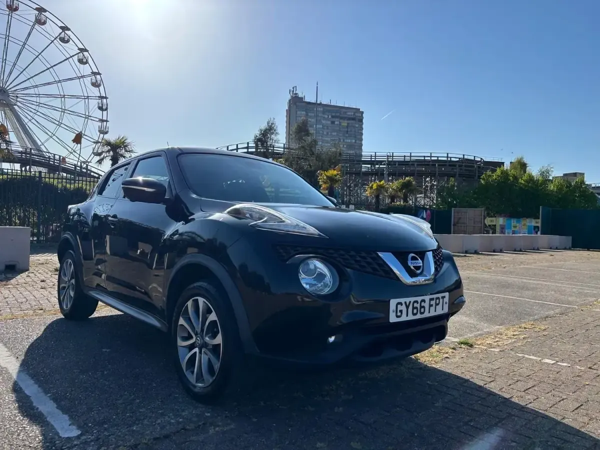 Używany Nissan Juke Tekna 2016 Czarny SUV