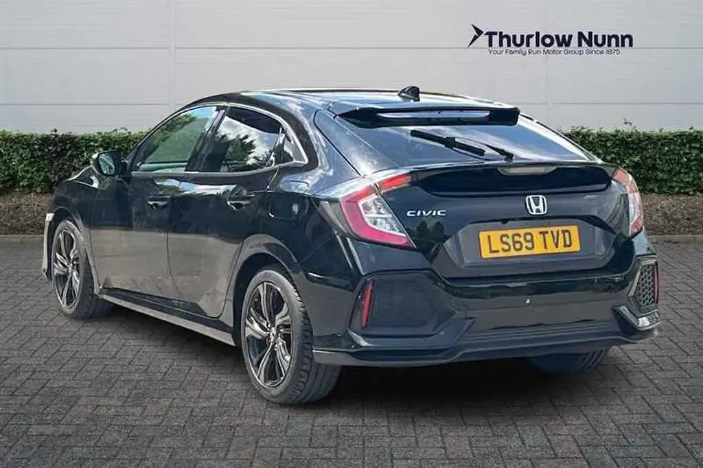 Used Honda Civic SR 126 HP (92 kW) 2019 Black Hatchback